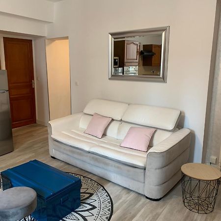 Fontaine Apartman Aups Kültér fotó